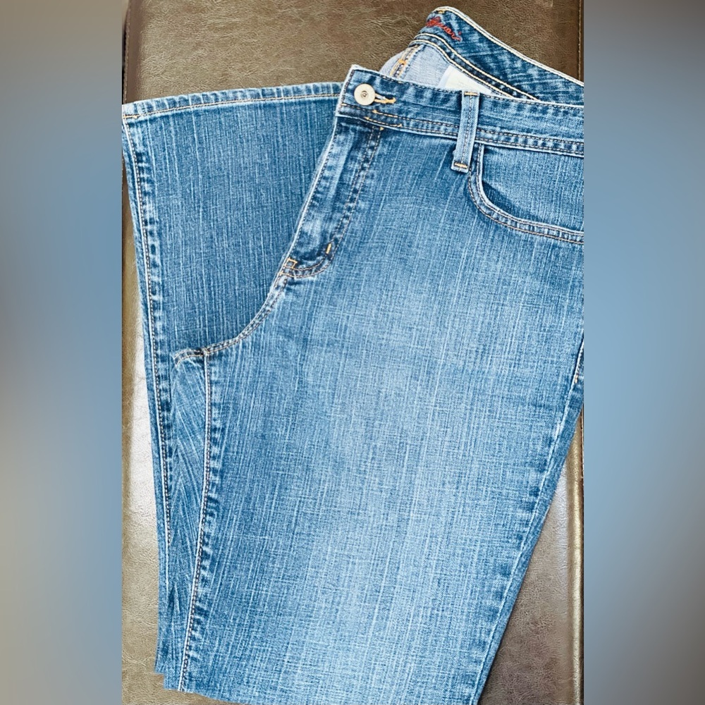 Eddie Bauer Women’s Boot-Cut Jeans, Size 12S.